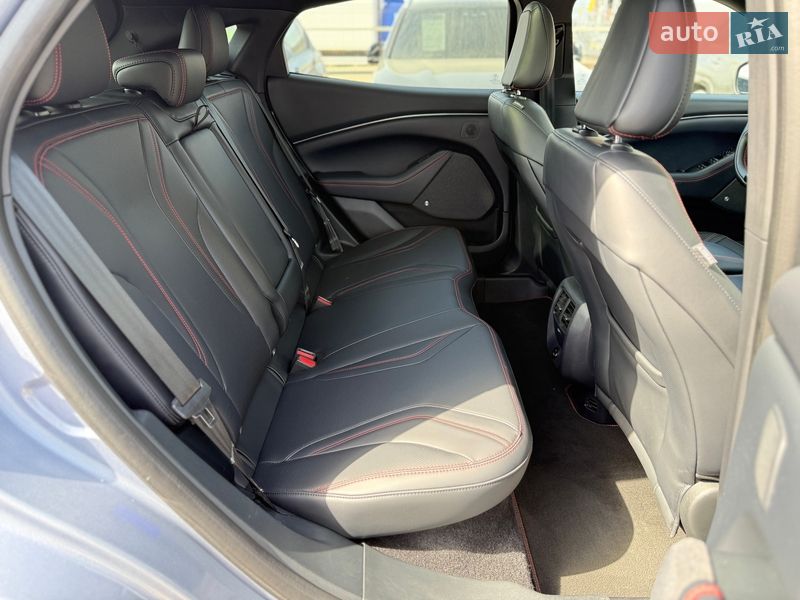 Позашляховик / Кросовер Ford Mustang Mach-E 2022 в Львові фото 17 Позашляховик / Кросовер Ford Mustang Mach-E 2022 в Львові