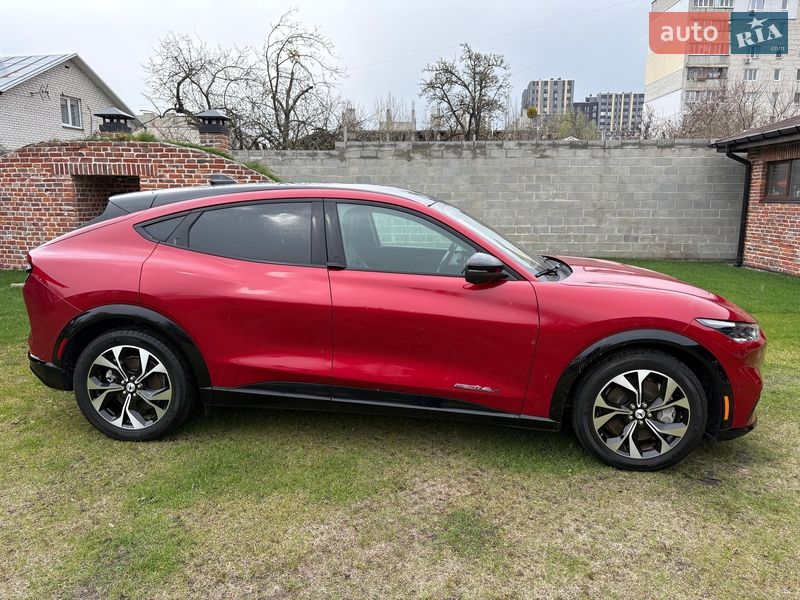 Позашляховик / Кросовер Ford Mustang Mach-E 2023 в Києві