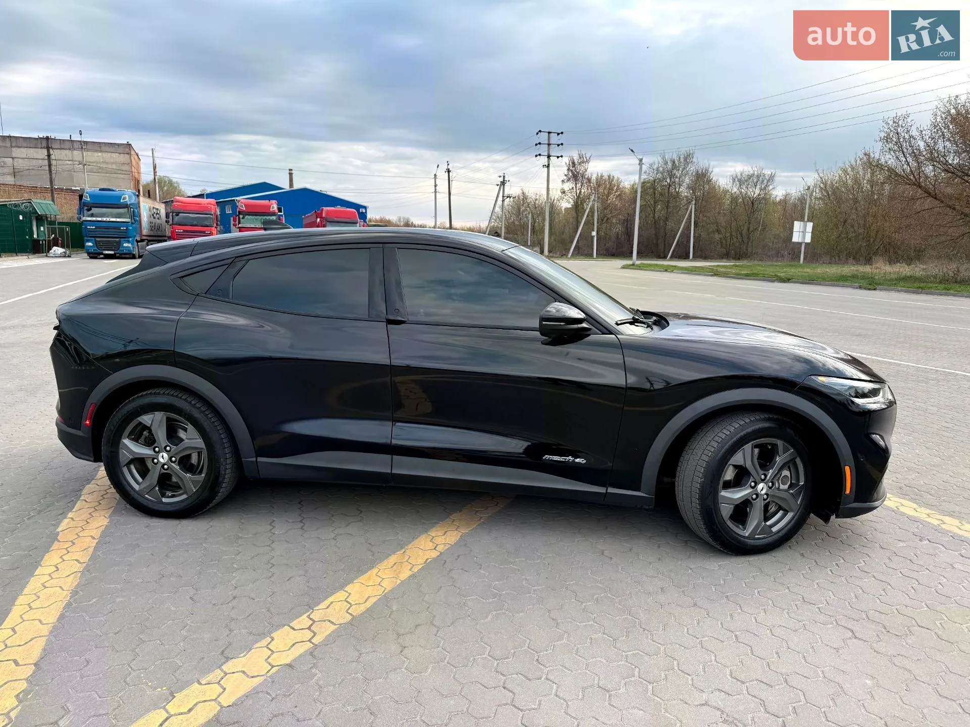 2021 Ford Mustang Mach-E - мініатюра 18