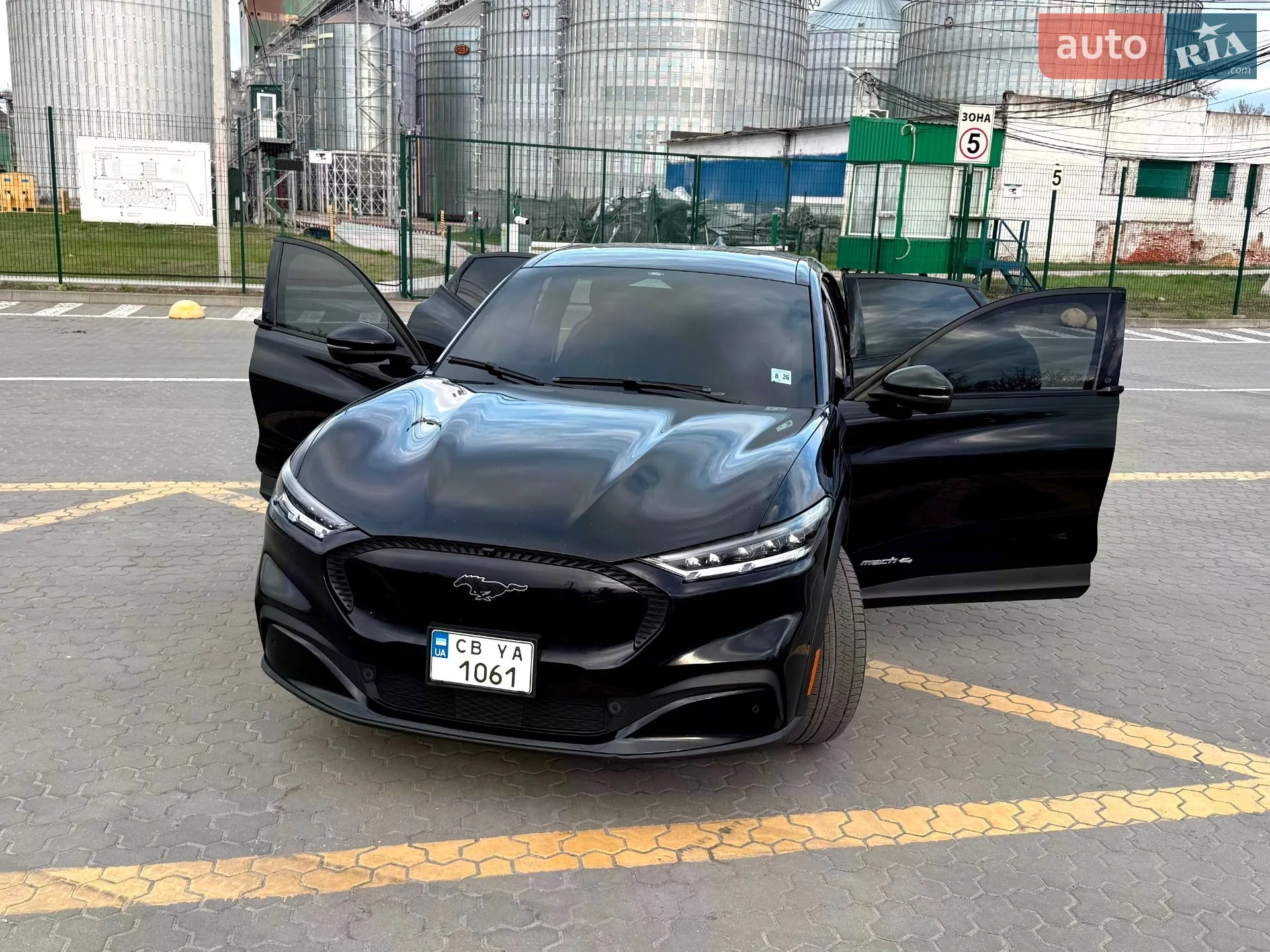 2021 Ford Mustang Mach-E - мініатюра 22