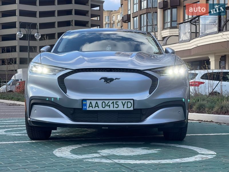 Внедорожник / Кроссовер Ford Mustang Mach-E 2022 в Киеве