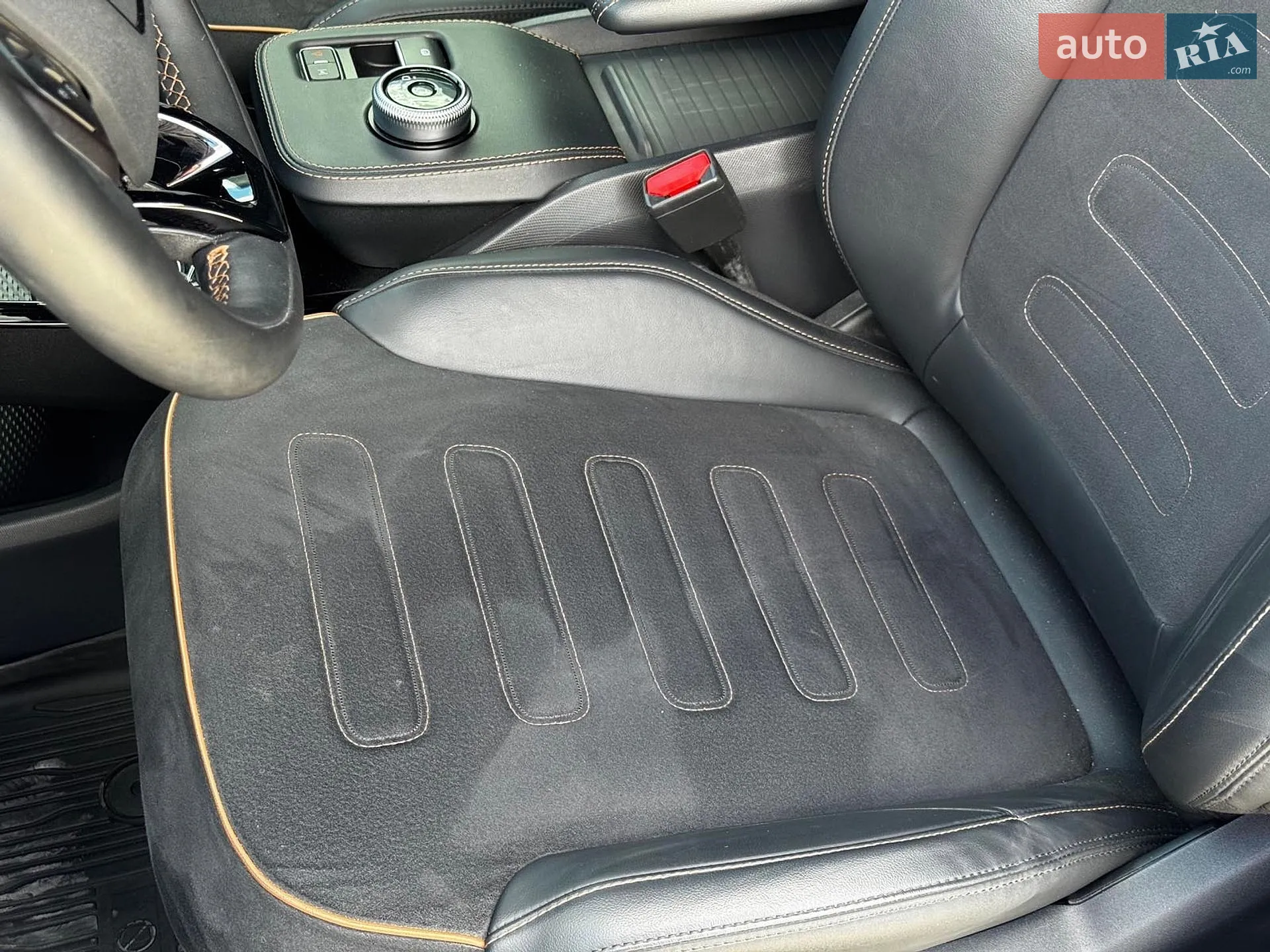2021 Ford Mustang Mach-E - мініатюра 21