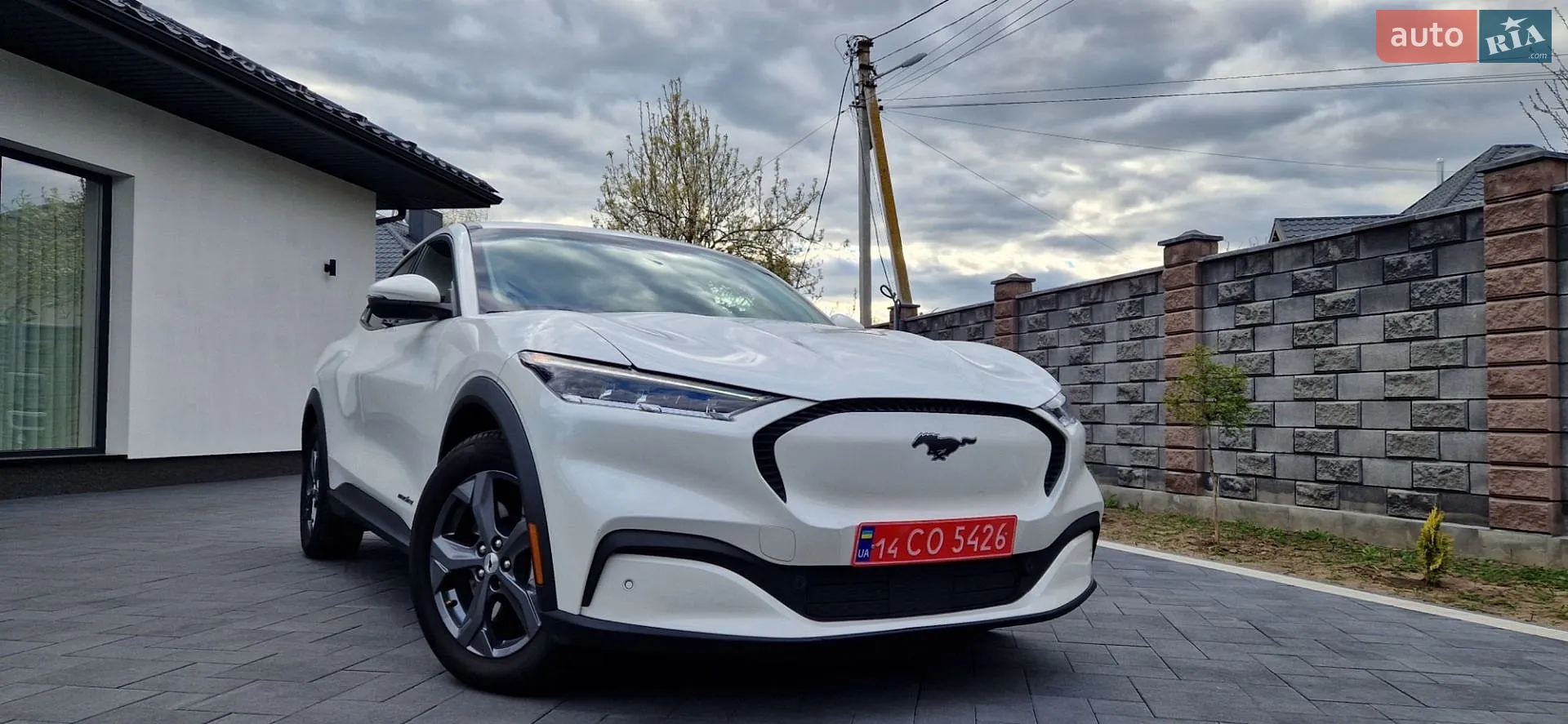 2022 Ford Mustang Mach-E - мініатюра 35