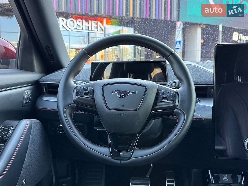 Внедорожник / Кроссовер Ford Mustang Mach-E 2021 в Киеве