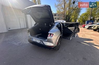 Позашляховик / Кросовер Ford Mustang Mach-E 2021 в Києві