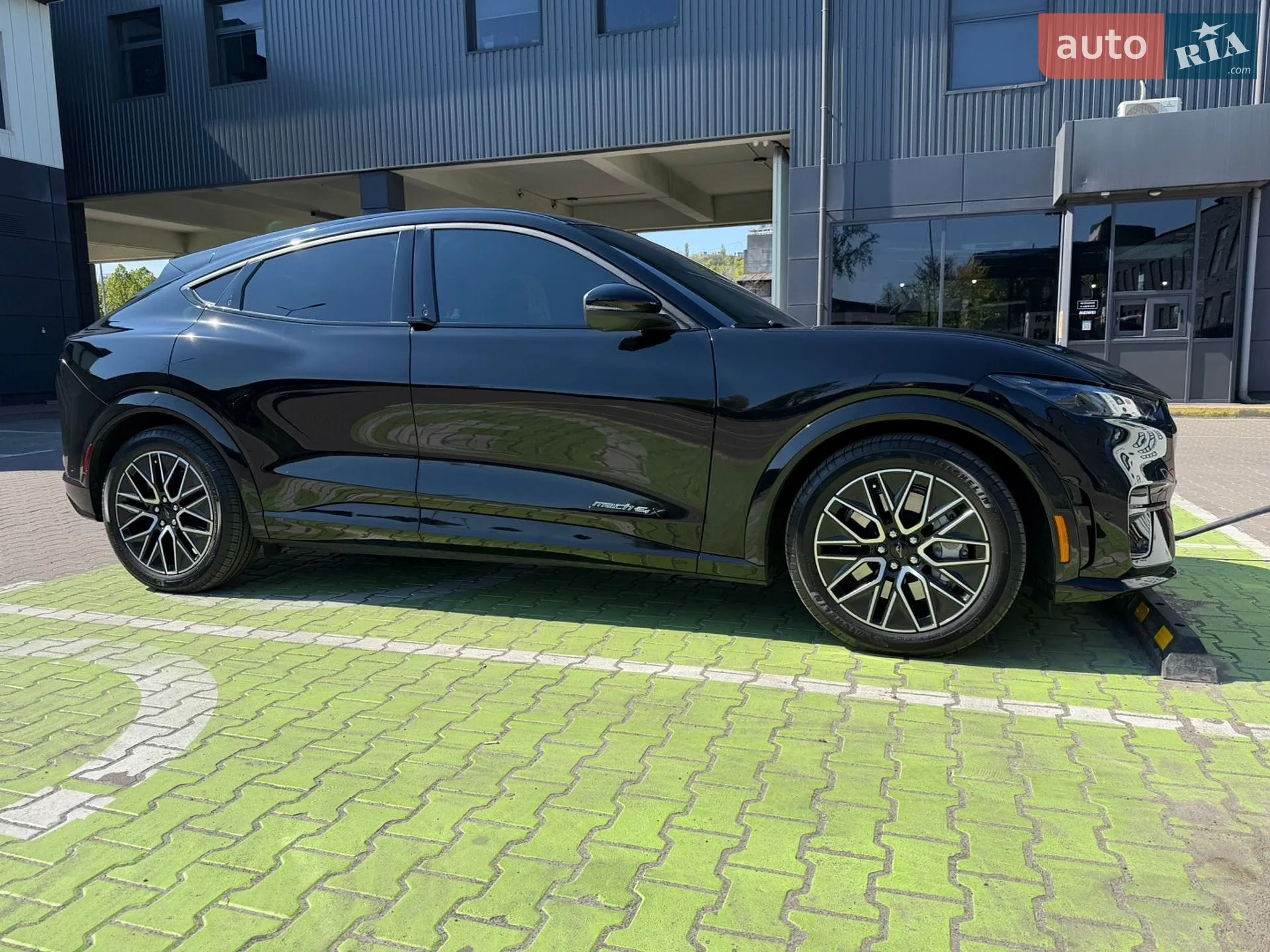 2024 Ford Mustang Mach-E - мініатюра 10