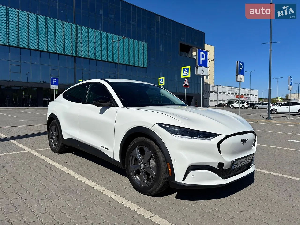 2023 Ford Mustang Mach-E - мініатюра 17