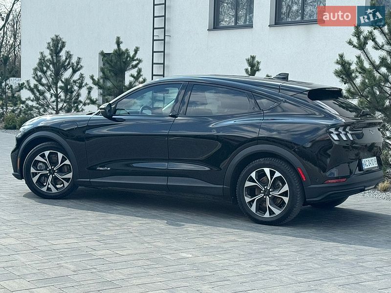 Внедорожник / Кроссовер Ford Mustang Mach-E 2024 в Луцке