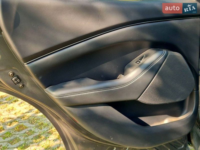 Внедорожник / Кроссовер Ford Mustang Mach-E 2022 в Харькове