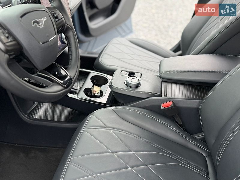 Внедорожник / Кроссовер Ford Mustang Mach-E 2024 в Дрогобыче
