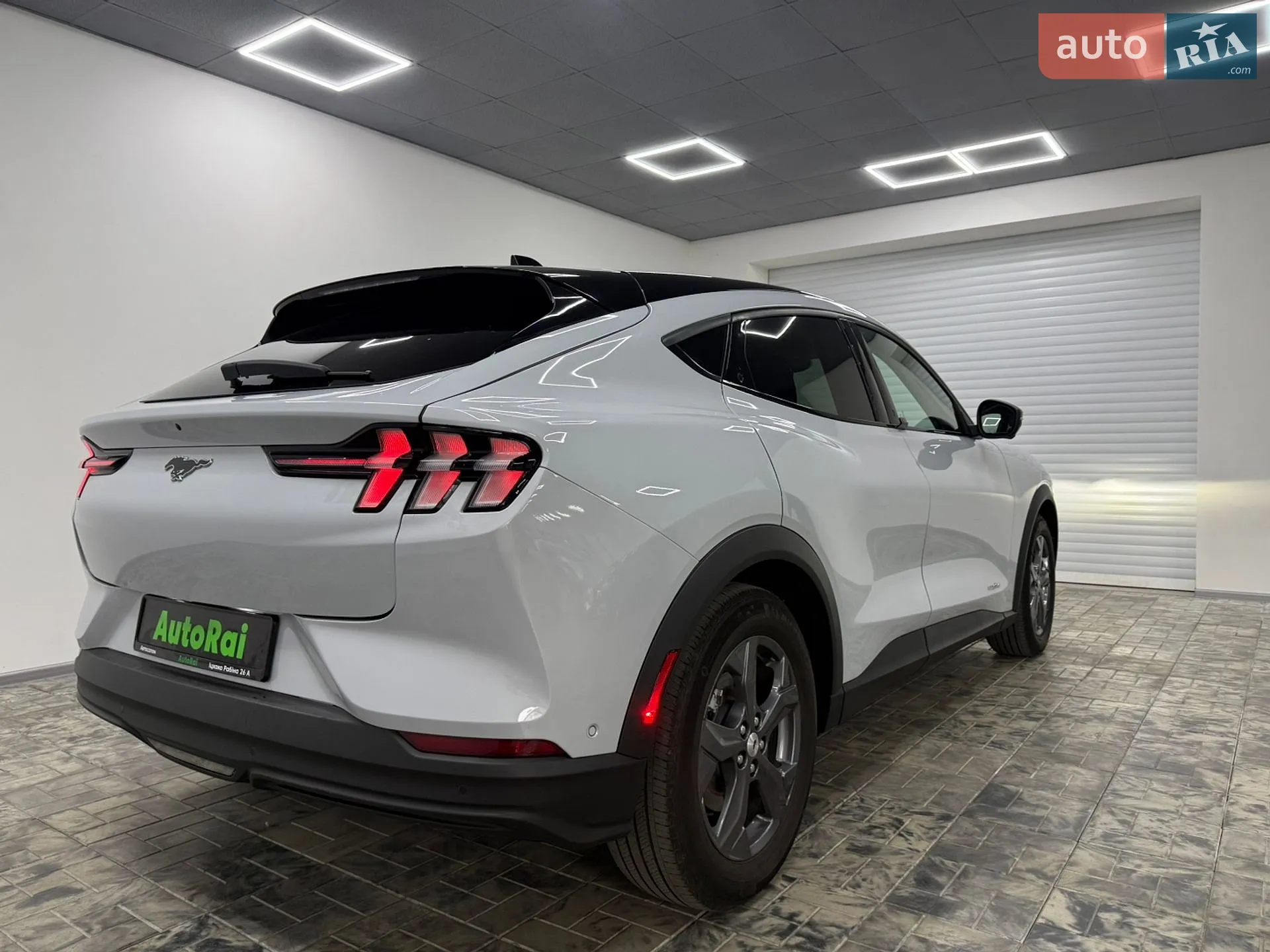 2022 Ford Mustang Mach-E - мініатюра 4
