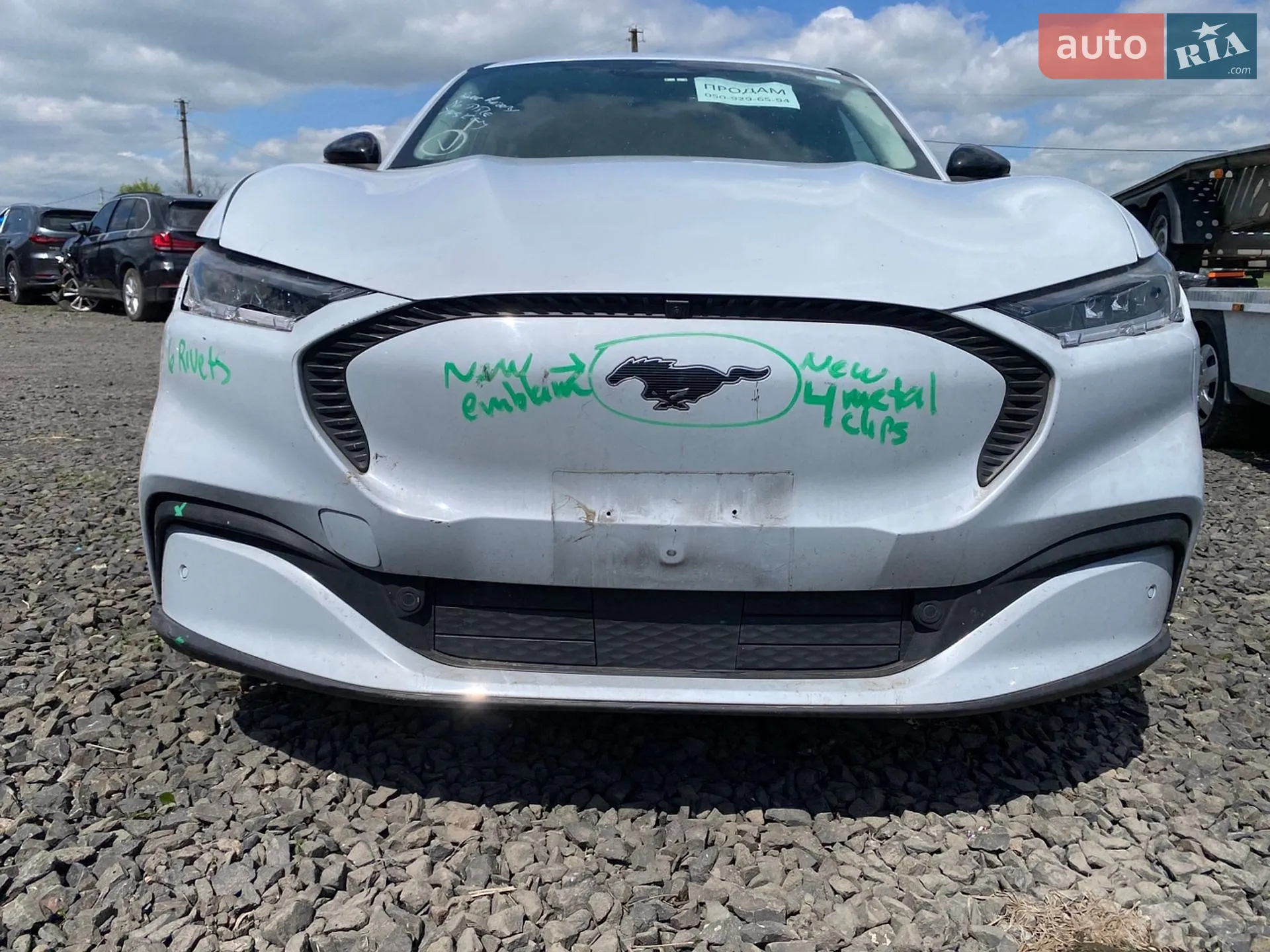 2022 Ford Mustang Mach-E - мініатюра 13