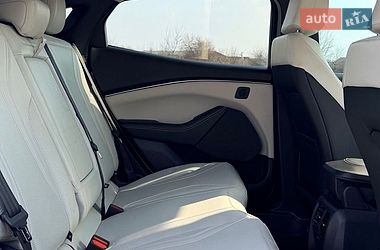 Позашляховик / Кросовер Ford Mustang Mach-E 2024 в Долині