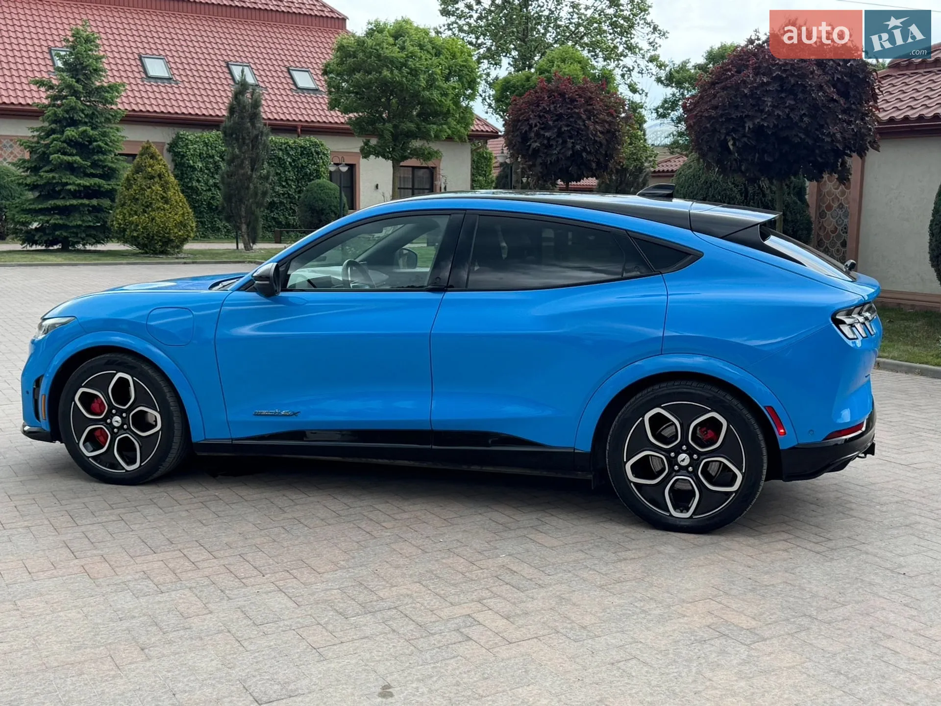 2022 Ford Mustang Mach-E - мініатюра 8