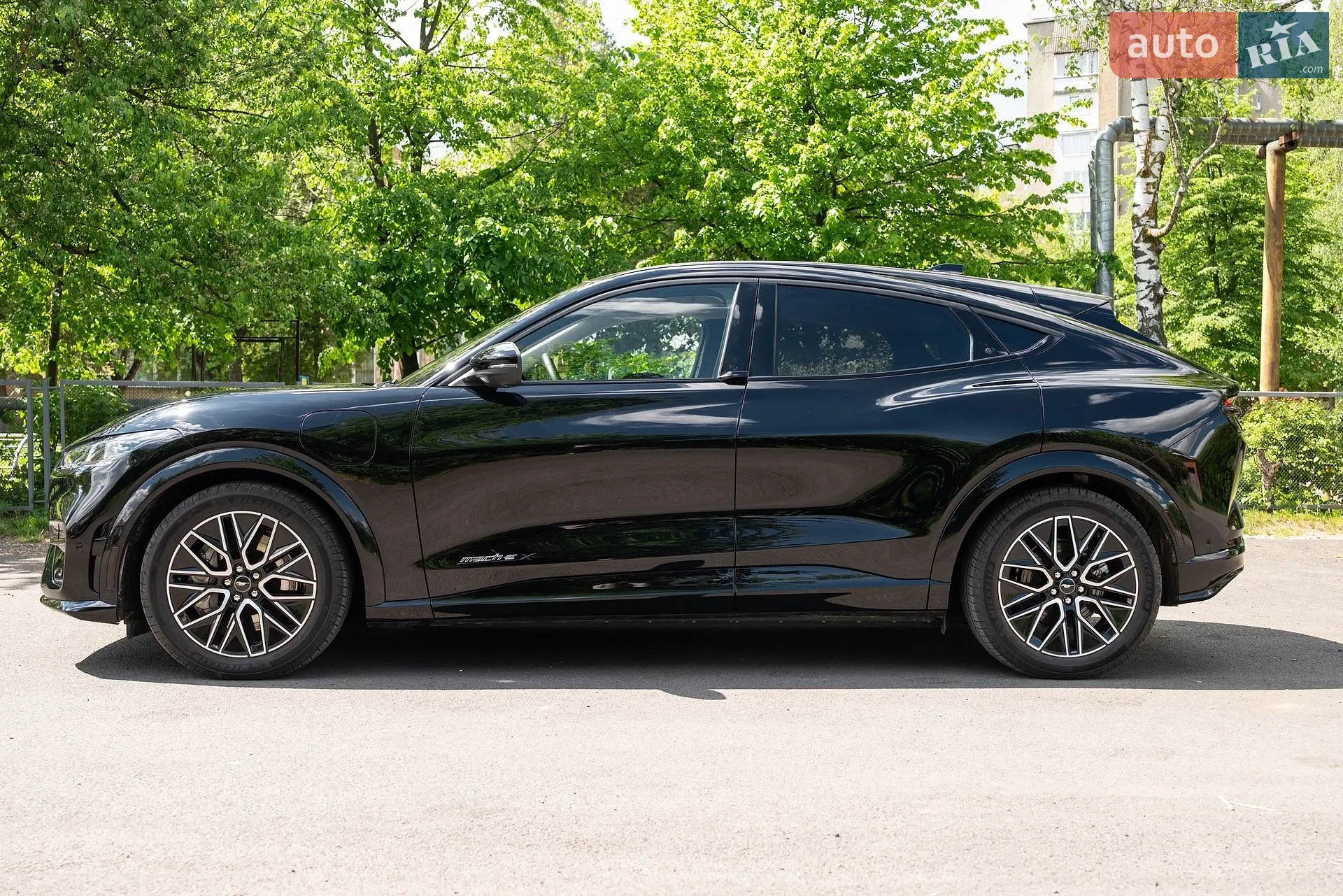 2024 Ford Mustang Mach-E - мініатюра 3