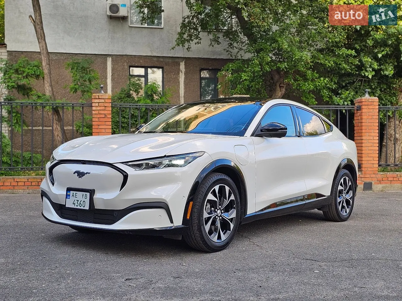 2020 Ford Mustang Mach-E - мініатюра 43