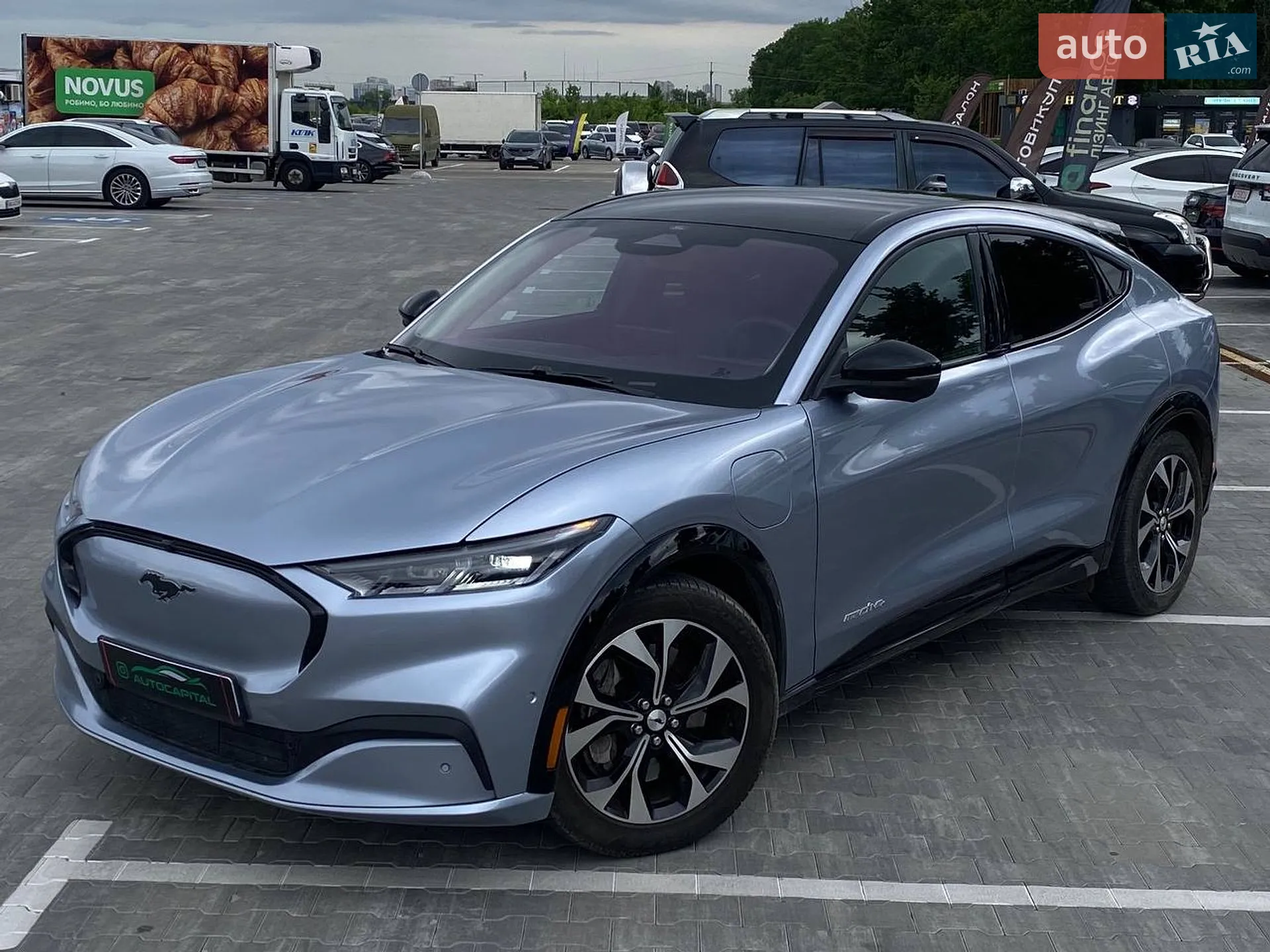 2022 Ford Mustang Mach-E - мініатюра 3