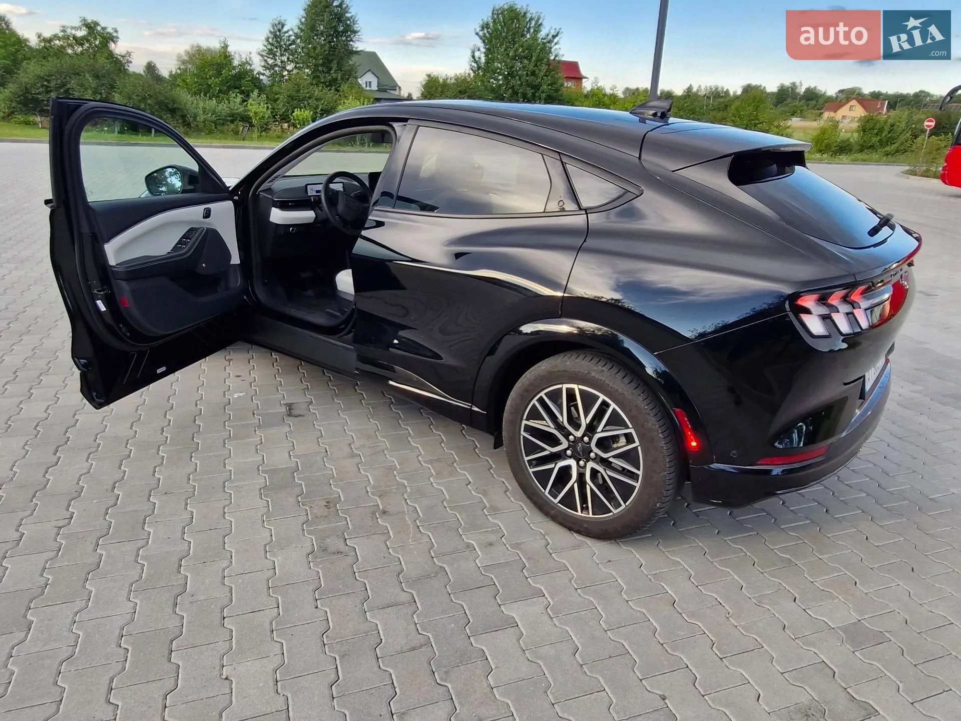 2024 Ford Mustang Mach-E - мініатюра 30