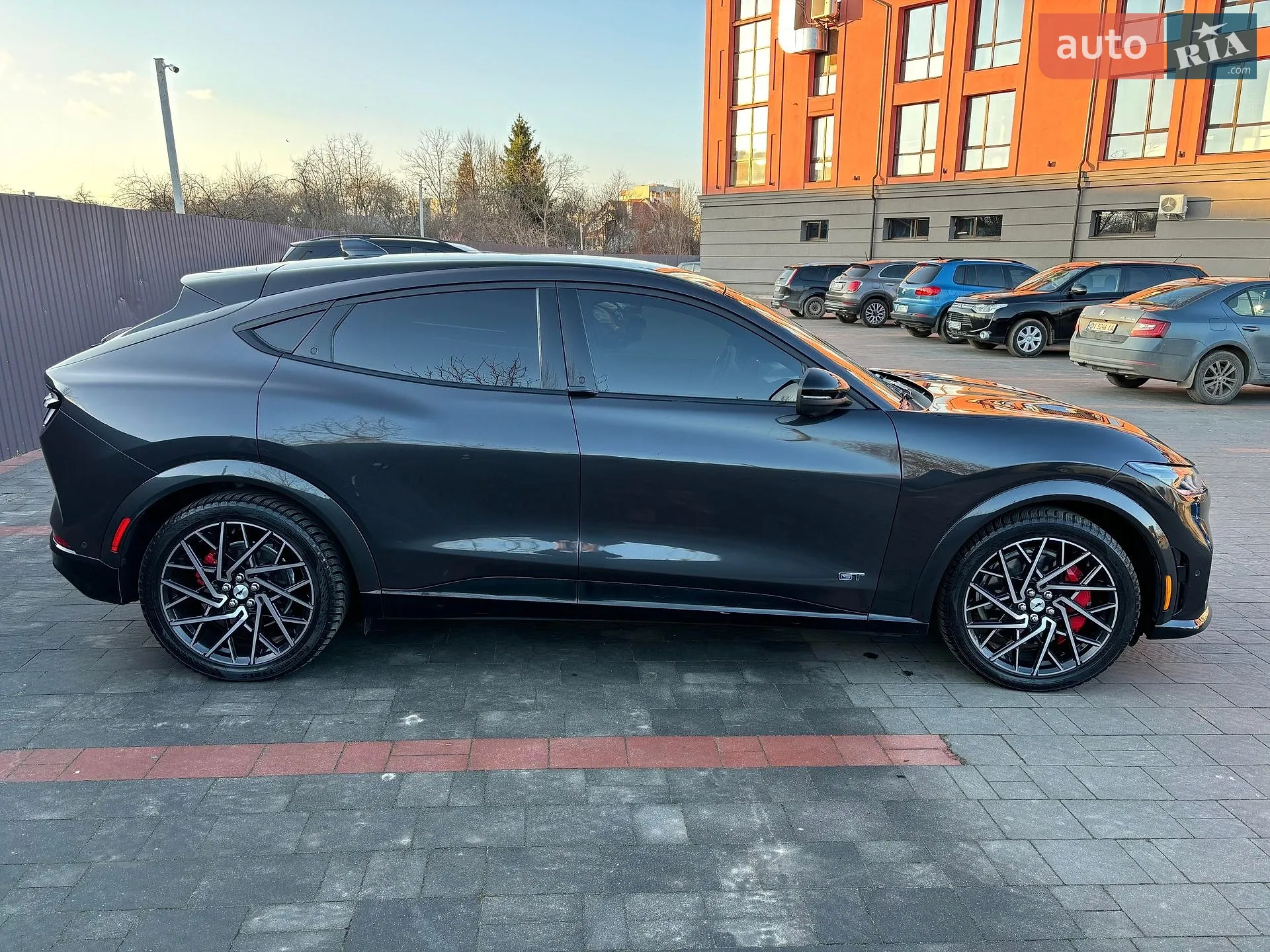 2021 Ford Mustang Mach-E - мініатюра 8