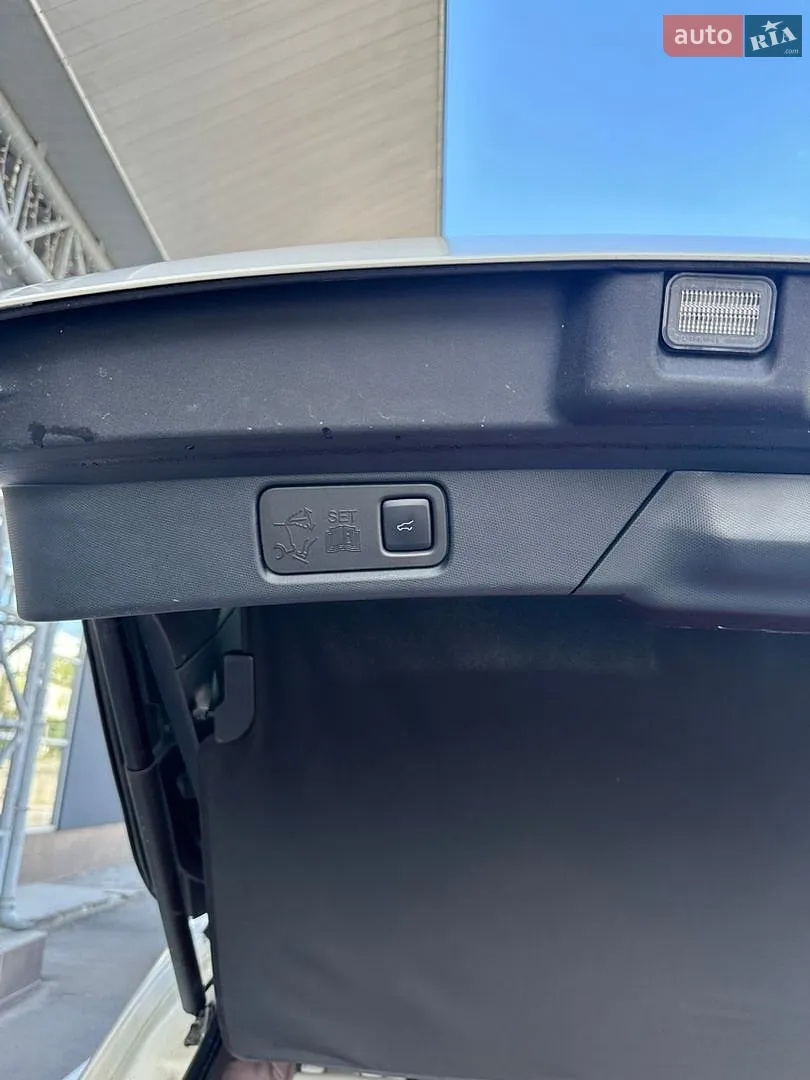 2021 Ford Mustang Mach-E - мініатюра 36