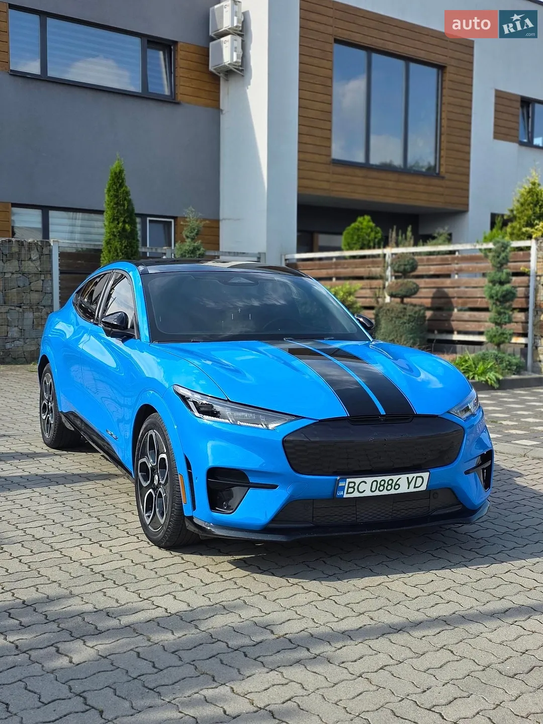 2022 Ford Mustang Mach-E - мініатюра 32