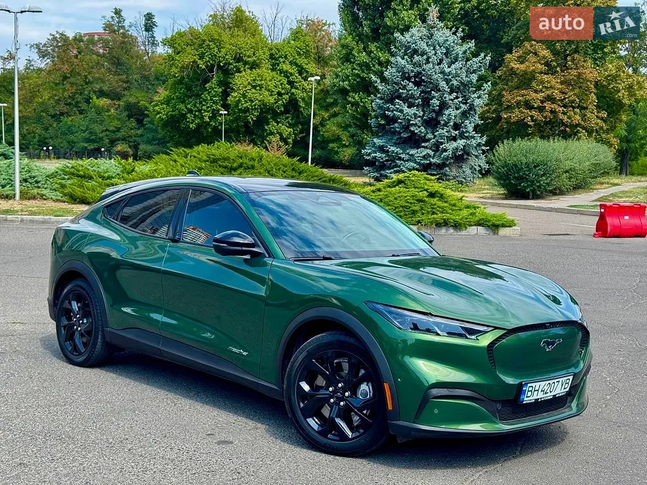 2024 Ford Mustang Mach-E - мініатюра 2