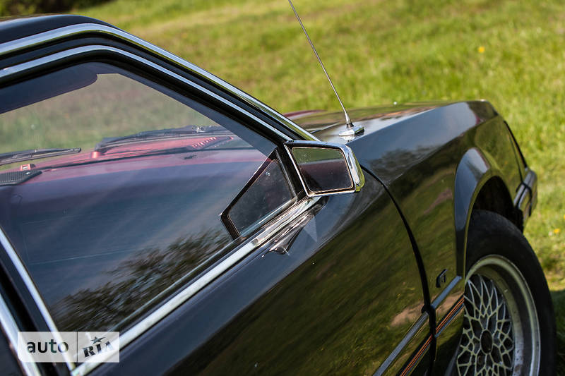 Купе Ford Mustang 1983 в 
