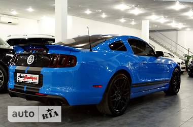 Купе Ford Mustang 2013 в 