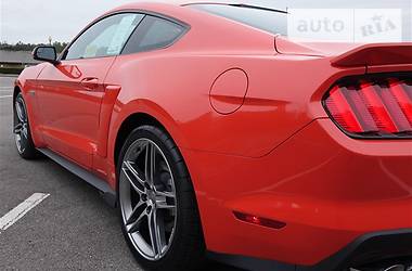 Купе Ford Mustang 2018 в Киеве