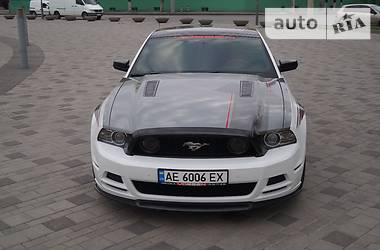 Купе Ford Mustang 2014 в Дніпрі