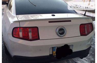 Купе Ford Mustang 2011 в Києві