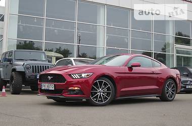 Купе Ford Mustang 2015 в Киеве