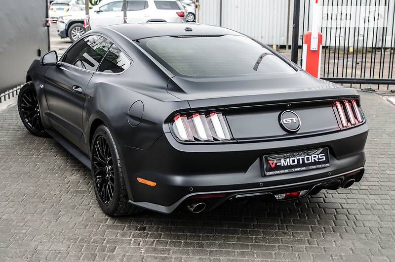 Купе Ford Mustang 2017 в Киеве