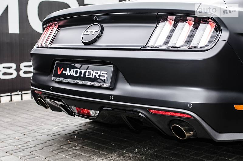 Купе Ford Mustang 2017 в Киеве