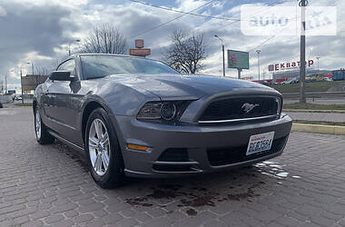 Купе Ford Mustang 2014 в Ровно