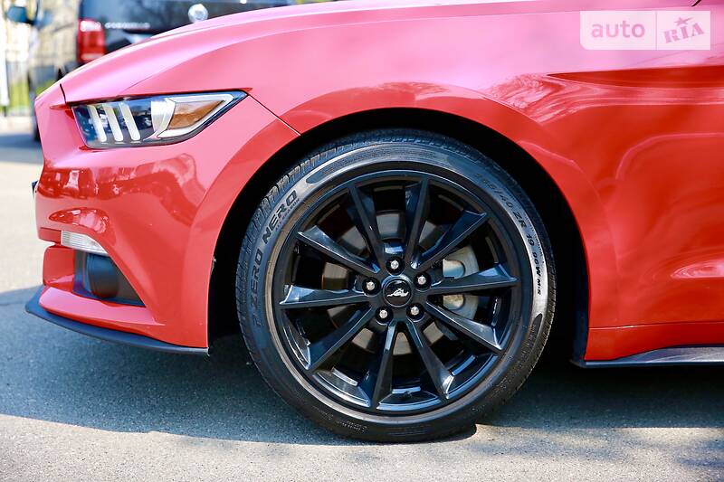 Купе Ford Mustang 2016 в Києві фото 9 Купе Ford Mustang 2016 в Києві