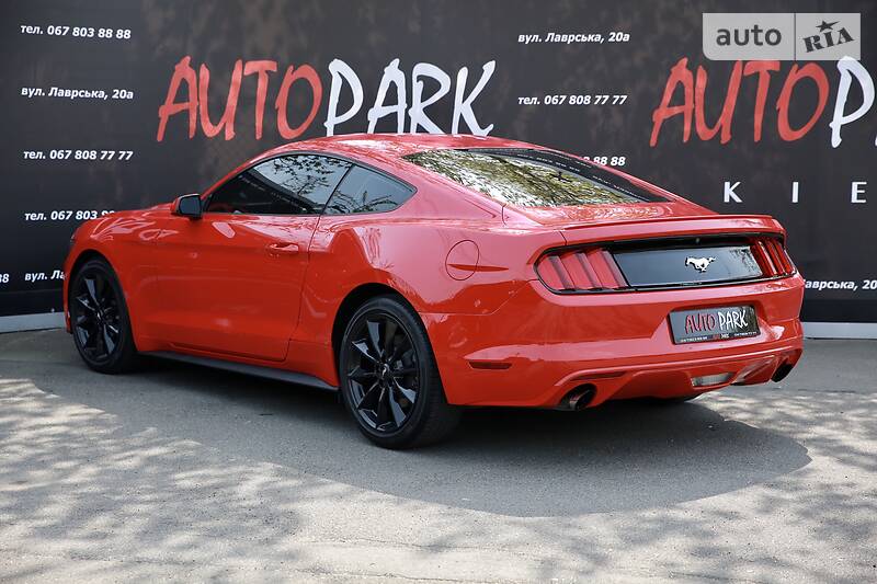 Купе Ford Mustang 2016 в Києві фото 17 Купе Ford Mustang 2016 в Києві