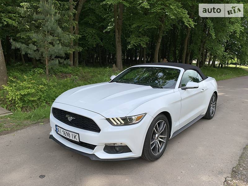 Кабріолет Ford Mustang 2015 в Львові