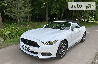 Кабріолет Ford Mustang 2015 в Львові