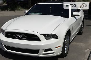 Купе Ford Mustang 2012 в Запорожье
