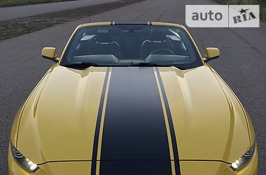Кабріолет Ford Mustang 2015 в 