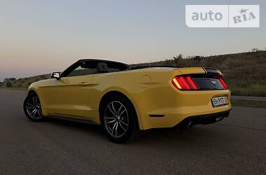 Кабріолет Ford Mustang 2015 в 