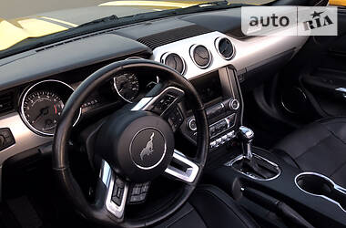 Кабріолет Ford Mustang 2015 в 