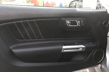 Купе Ford Mustang 2014 в Кременчуге