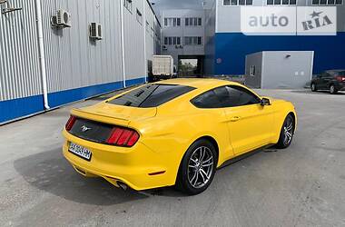 Купе Ford Mustang 2016 в 