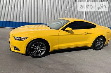 Купе Ford Mustang 2016 в 