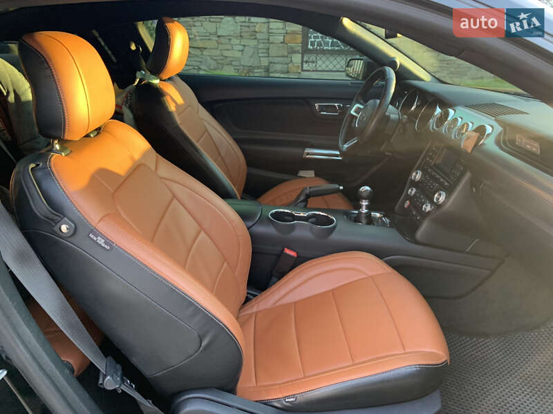 Купе Ford Mustang 2015 в Одесі