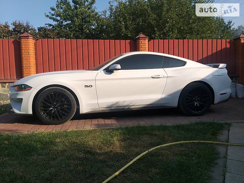 Купе Ford Mustang 2019 в Киеве