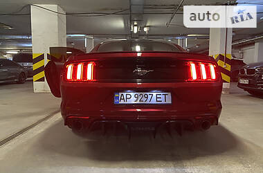 Купе Ford Mustang 2015 в Киеве