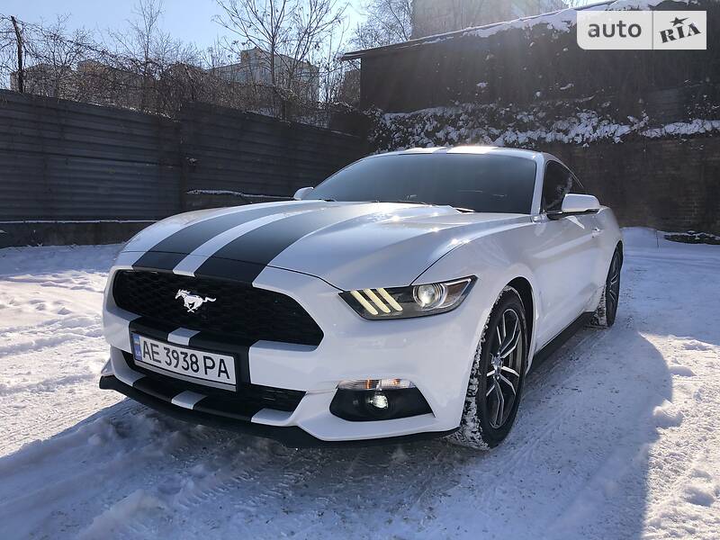 Купе Ford Mustang 2016 в Днепре